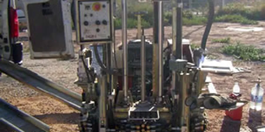 Ensayo CPT en Santiago: Perfil Geotécnico Continuo para Suelos Complejos